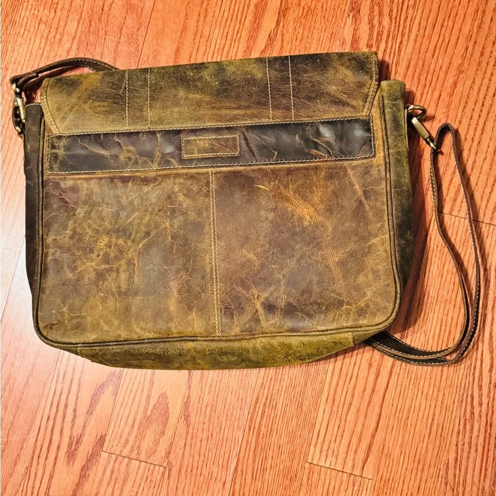 Myra Bag leather messenger. Used once. - Picture 3 of 8